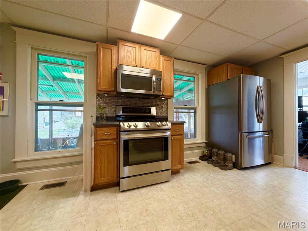 409 E Salling Street Property Photo 15