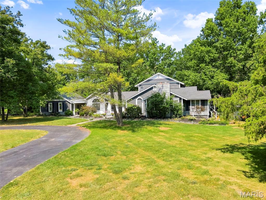 6020 Lafayette Drive Property Photo 5