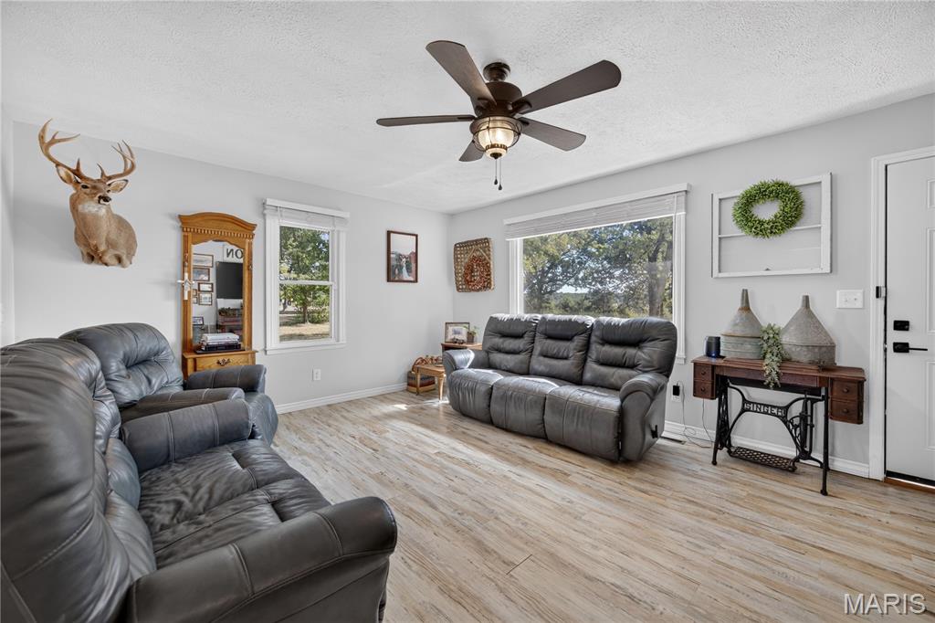 29223 Pacific Drive Property Photo 5