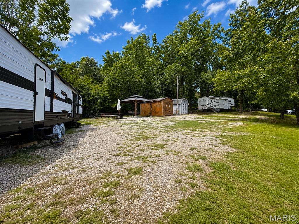 3037 Sugar Maple Court Property Photo 3