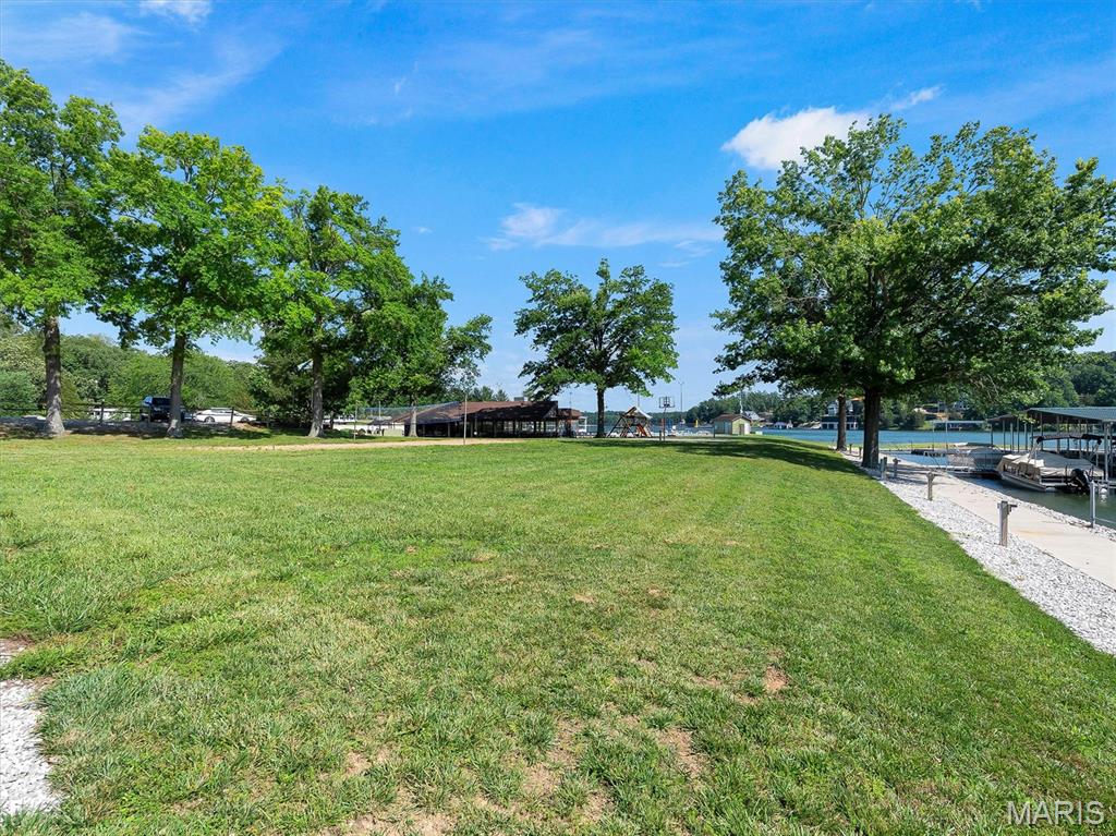 3037 Sugar Maple Court Property Photo 24