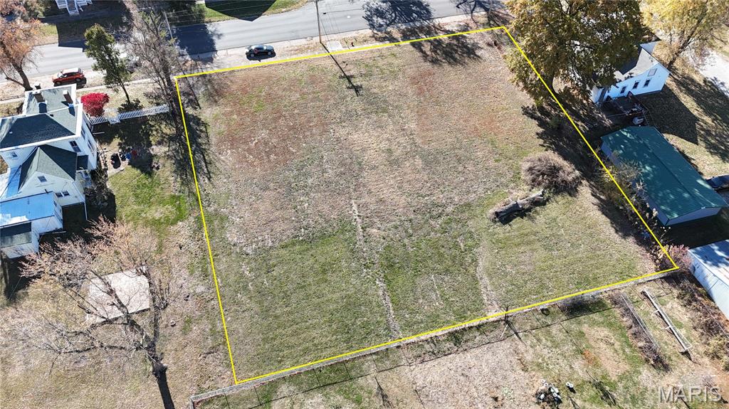 380 W Adams Street Property Photo 1