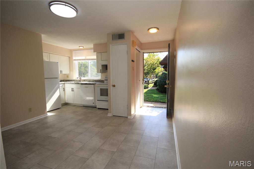35 Tower Hill Court Property Photo 12