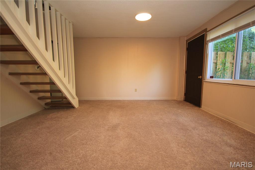 35 Tower Hill Court Property Photo 32