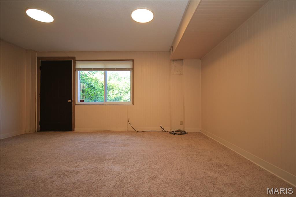 35 Tower Hill Court Property Photo 34