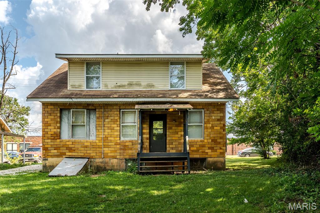 345 E Springfield Avenue Property Photo 7