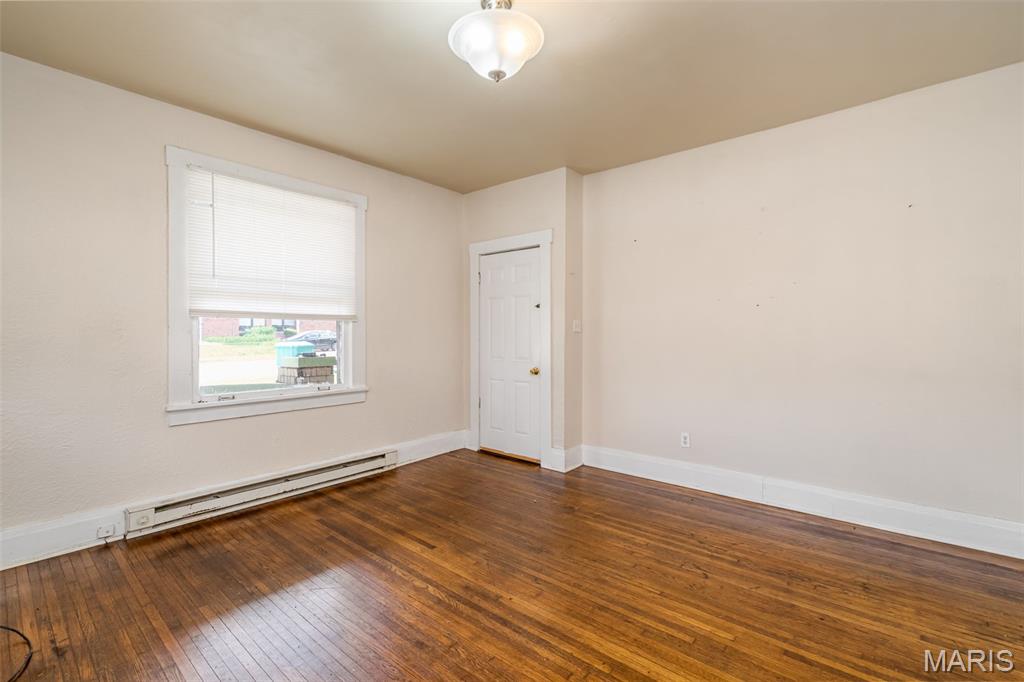 345 E Springfield Avenue Property Photo 9