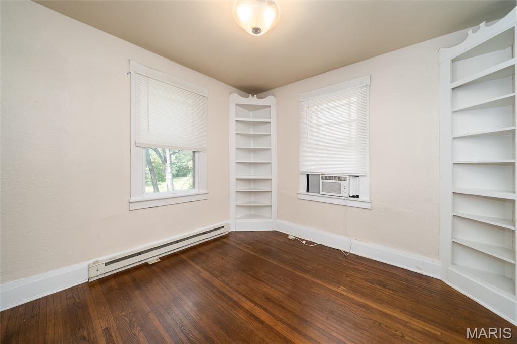 345 E Springfield Avenue Property Photo 13
