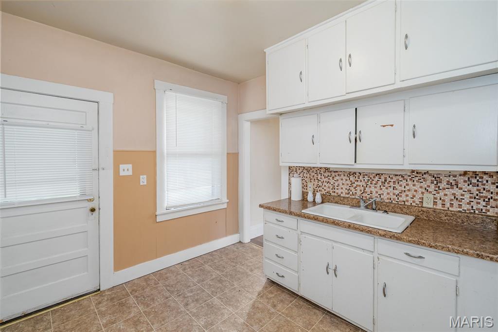 345 E Springfield Avenue Property Photo 16