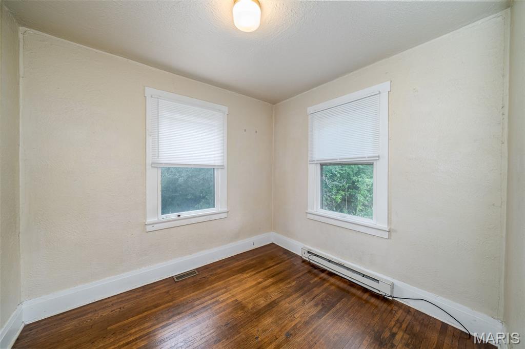 345 E Springfield Avenue Property Photo 17