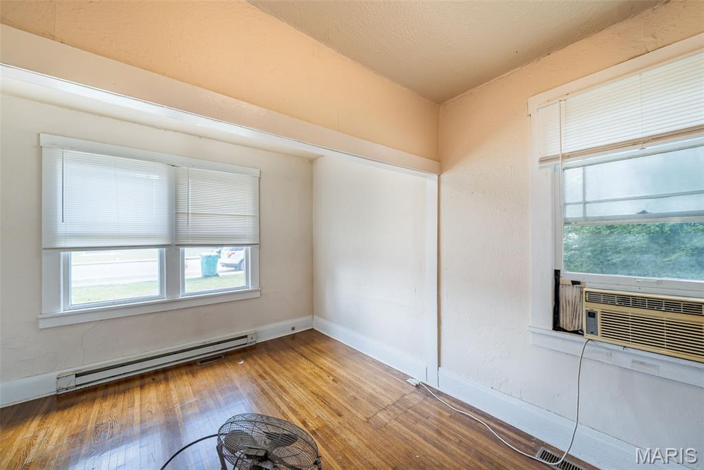 345 E Springfield Avenue Property Photo 20