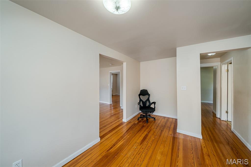 345 E Springfield Avenue Property Photo 24