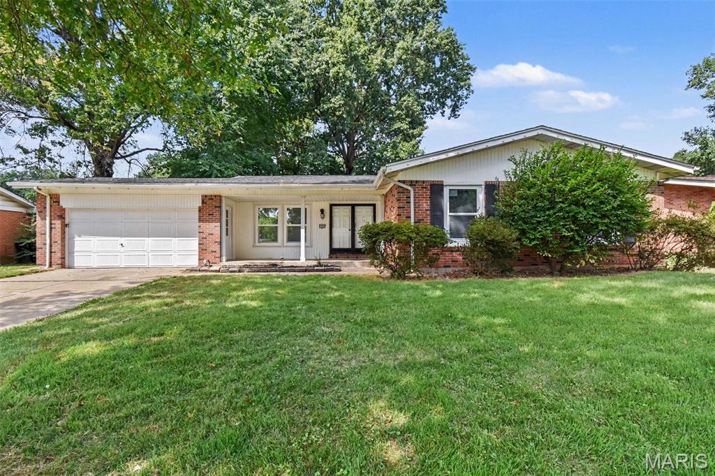 11533 Sherrington Drive Property Photo 1