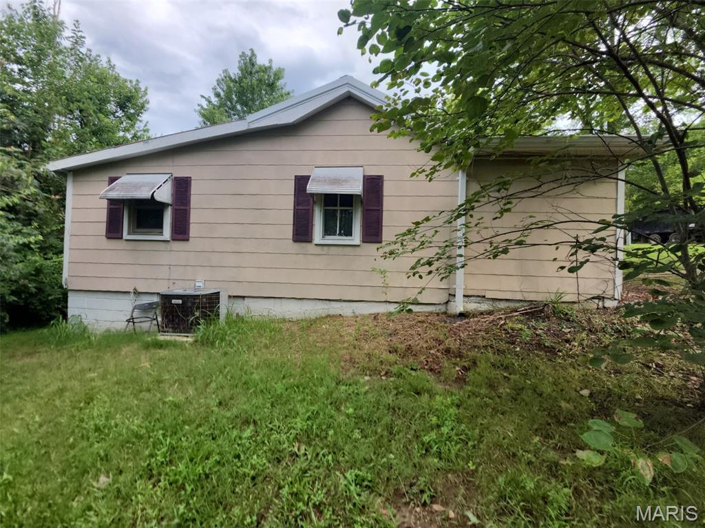 907 Rock Road Property Photo 2