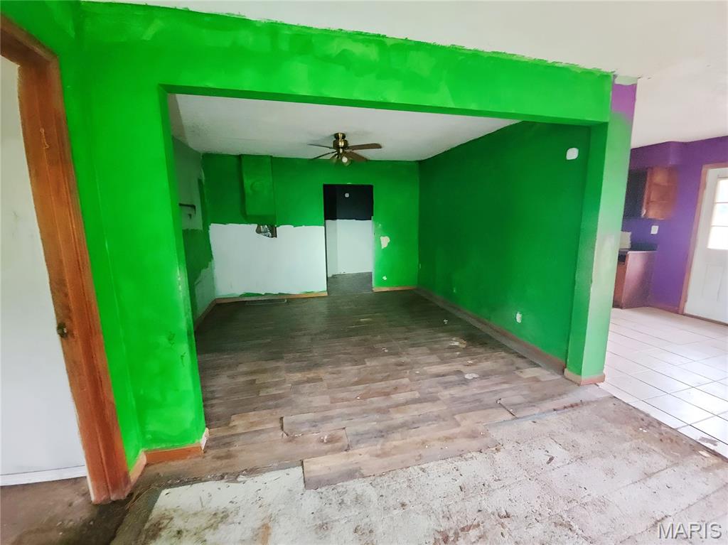 907 Rock Road Property Photo 3