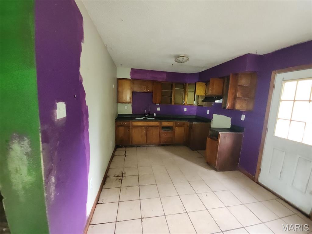 907 Rock Road Property Photo 5