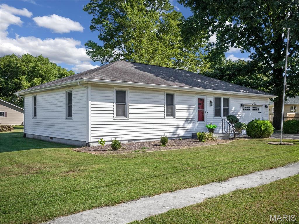 111 W Linden Street Property Photo 27