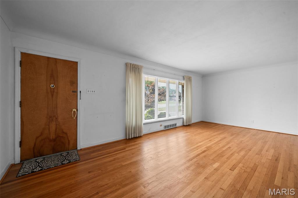 10609 Knollshire Drive Property Photo 6