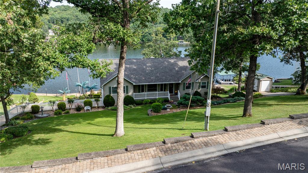 1552 Woodson Drive Property Photo 1