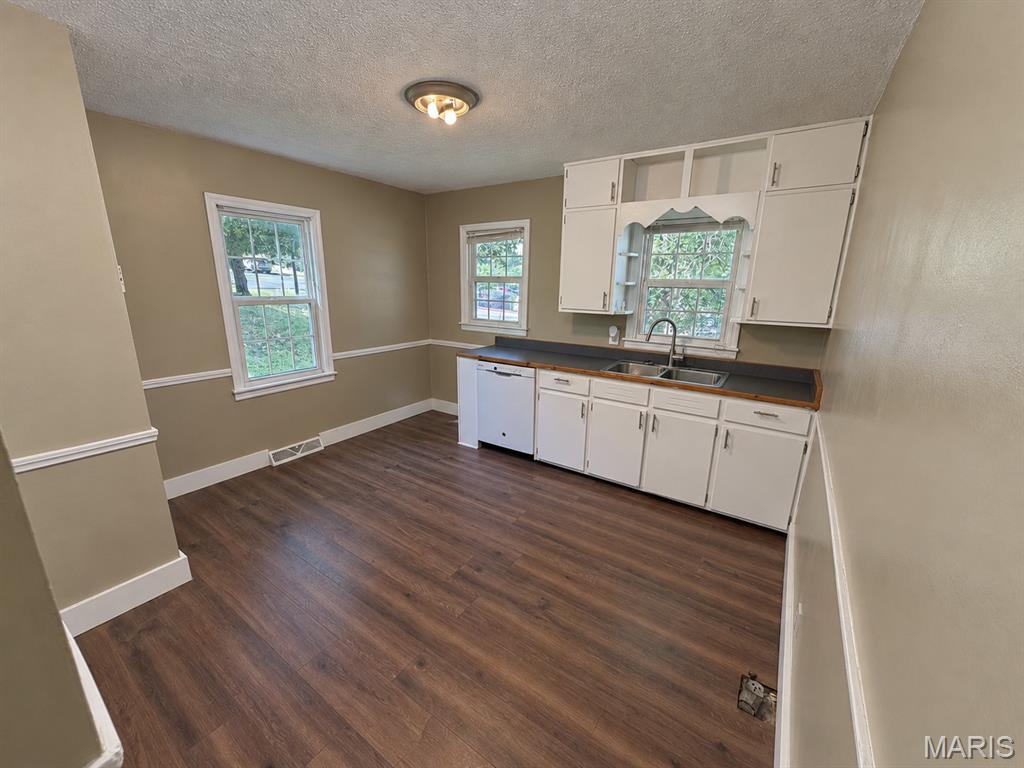 910 N Sprigg Street Property Photo 6