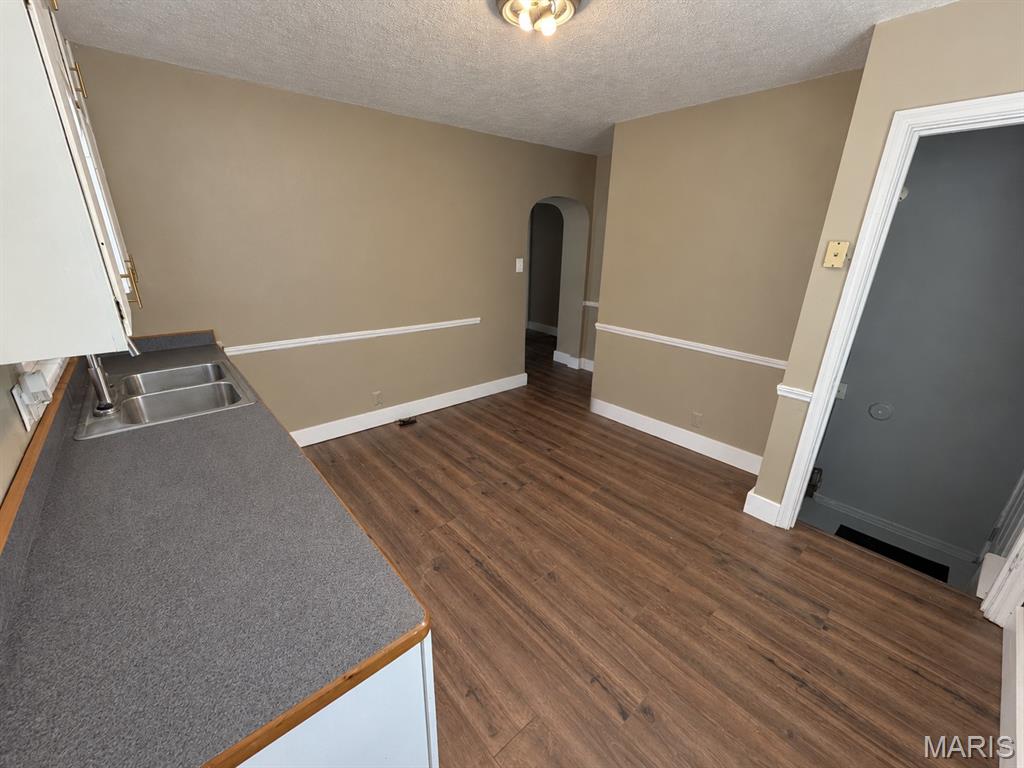 910 N Sprigg Street Property Photo 7