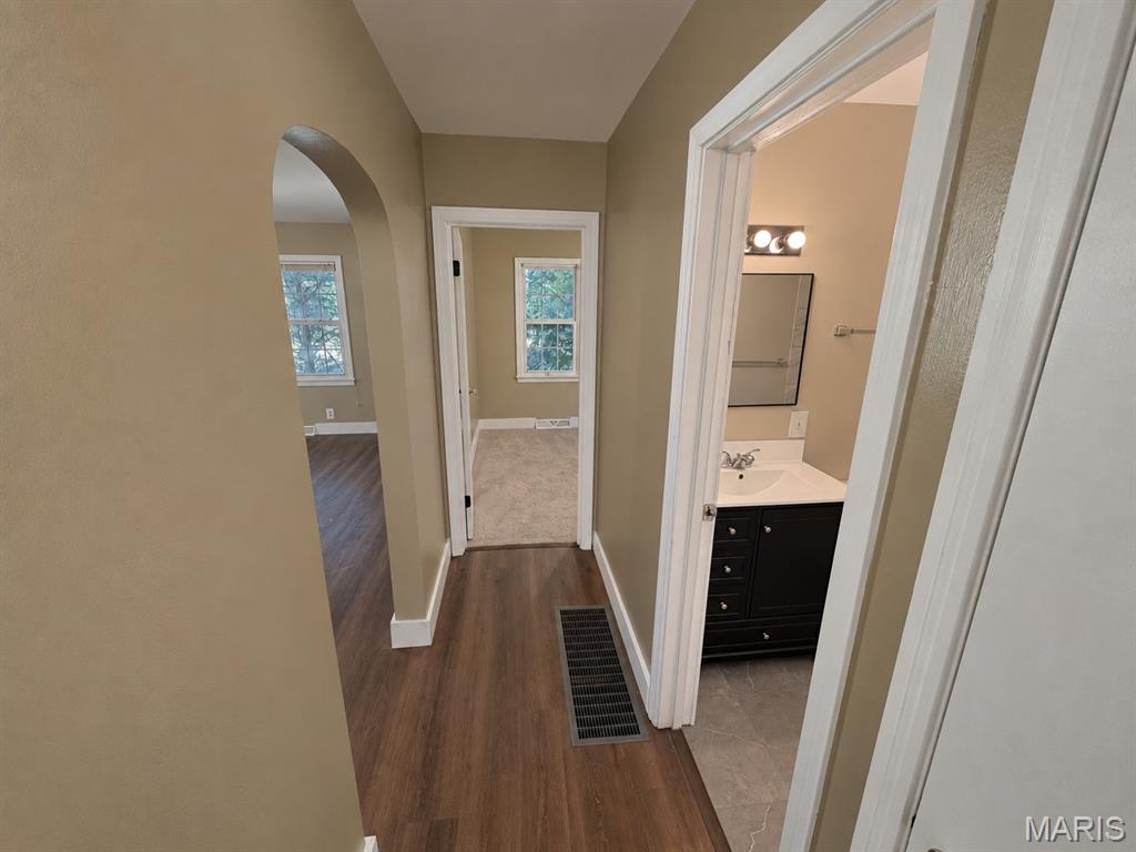 910 N Sprigg Street Property Photo 8