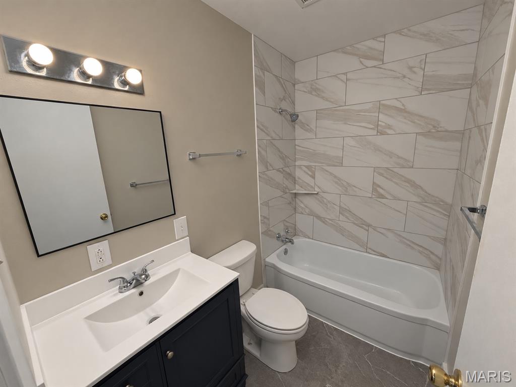 910 N Sprigg Street Property Photo 13