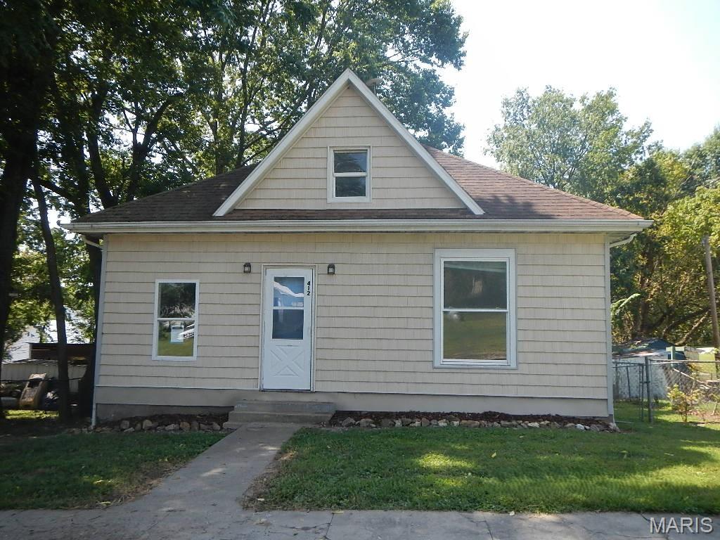 412 1st Street Property Photo 1