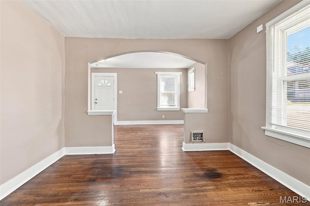 8153 Toddy Avenue Property Photo 10