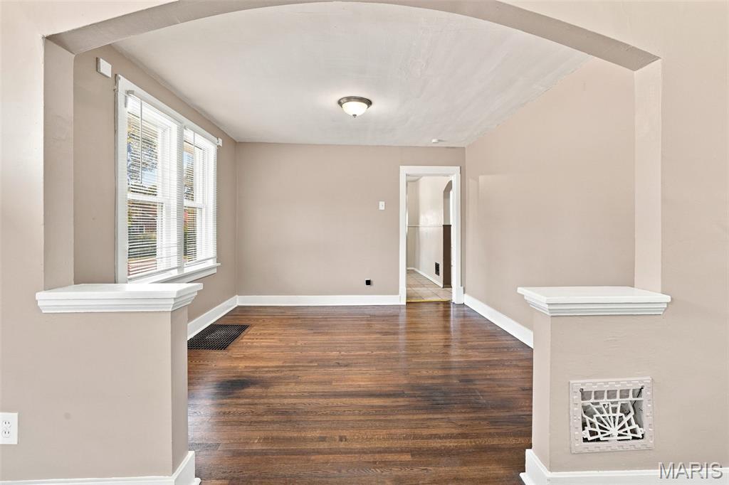 8153 Toddy Avenue Property Photo 12