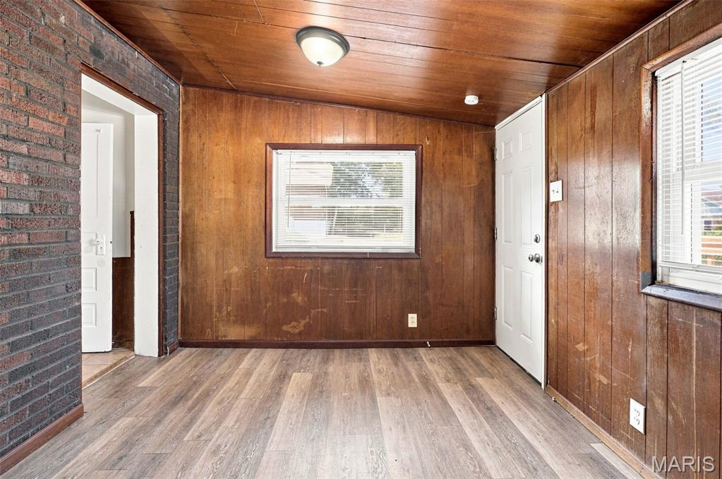 8153 Toddy Avenue Property Photo 14