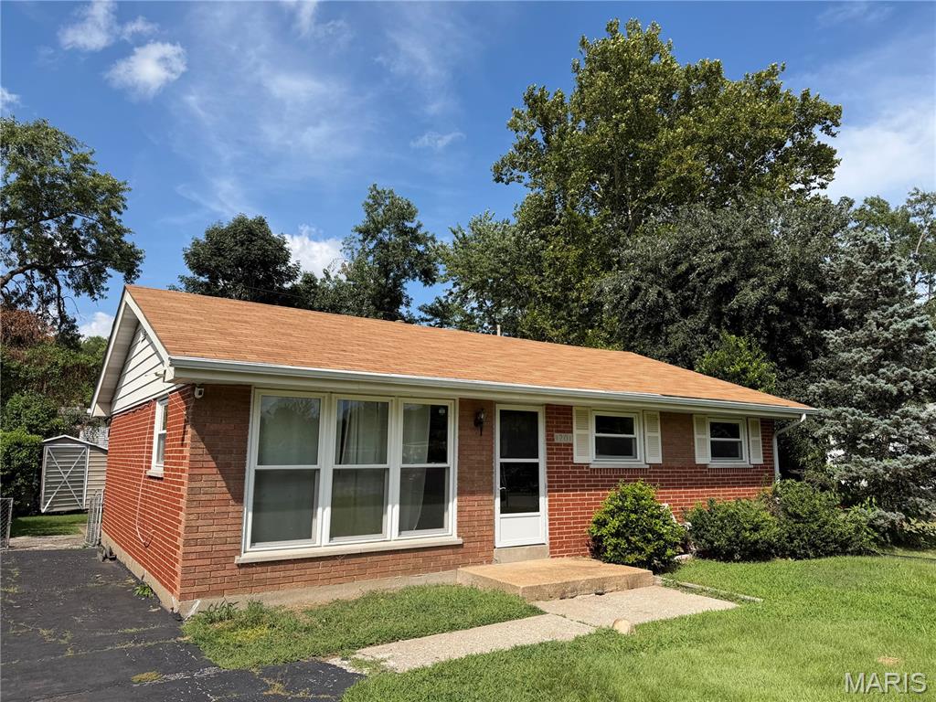 1201 Senate Drive Property Photo 1
