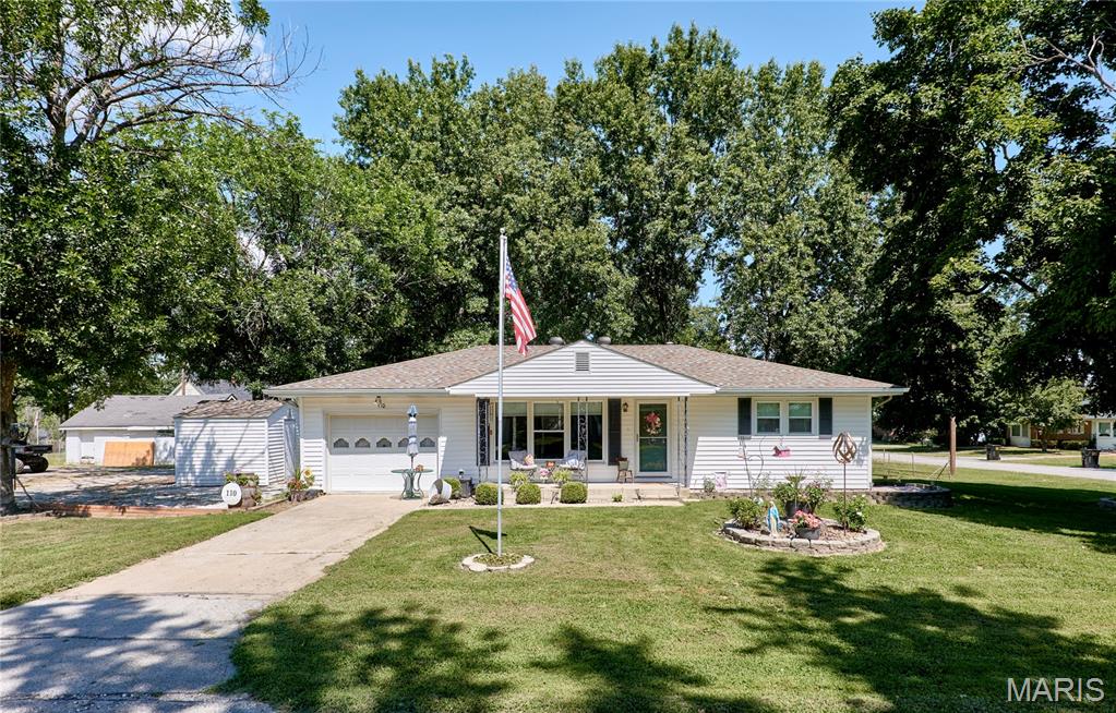 110 Cuivre Street Property Photo 1