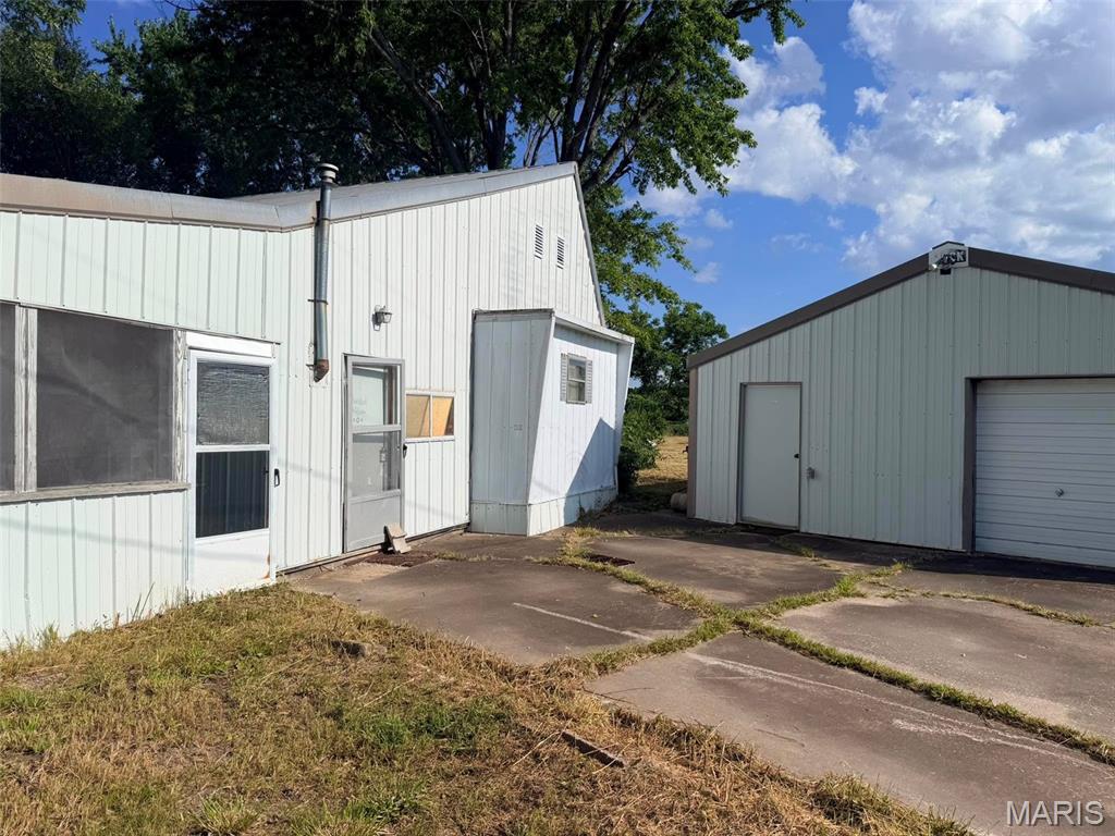 619 E Bims Road