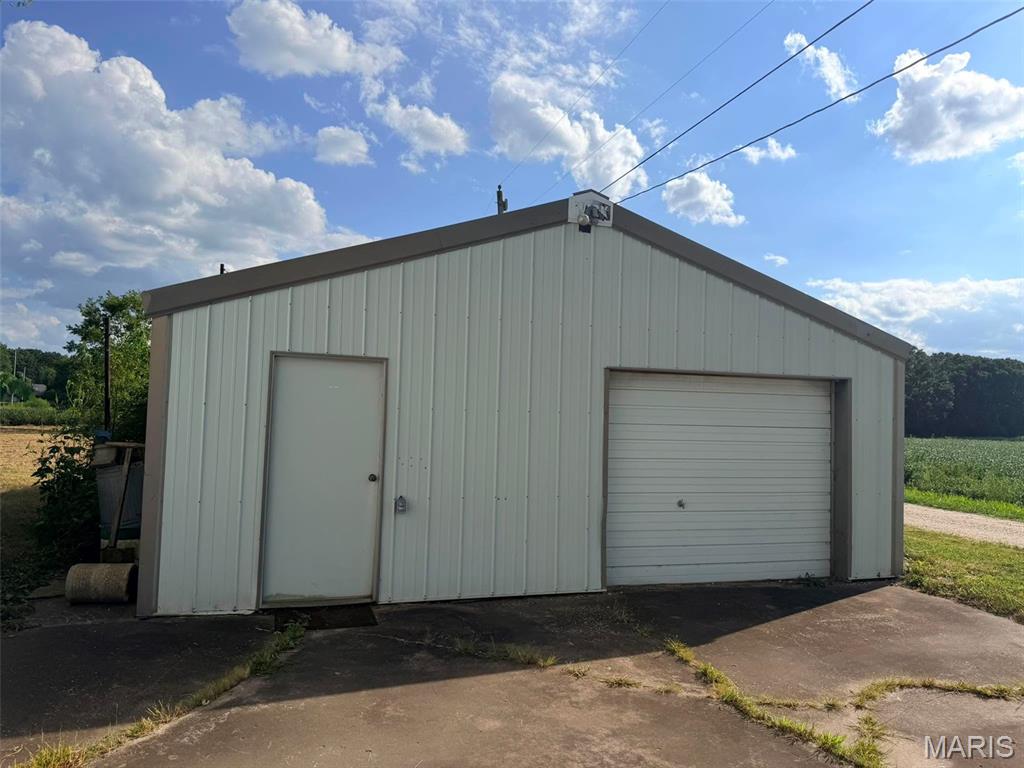 619 E Bims Road Property Photo 4