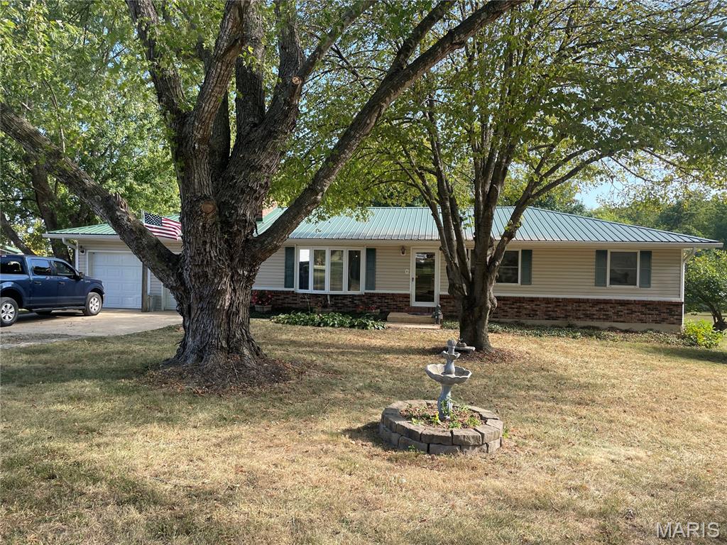300 County Road 5090 Property Photo 1