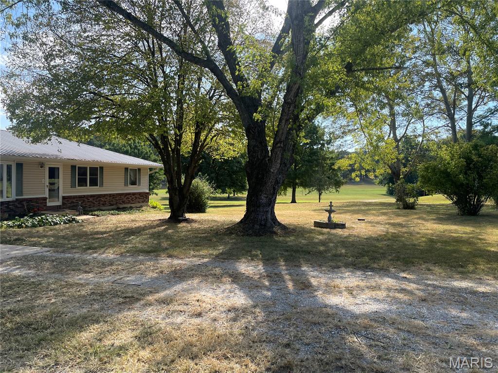 300 County Road 5090 Property Photo 4