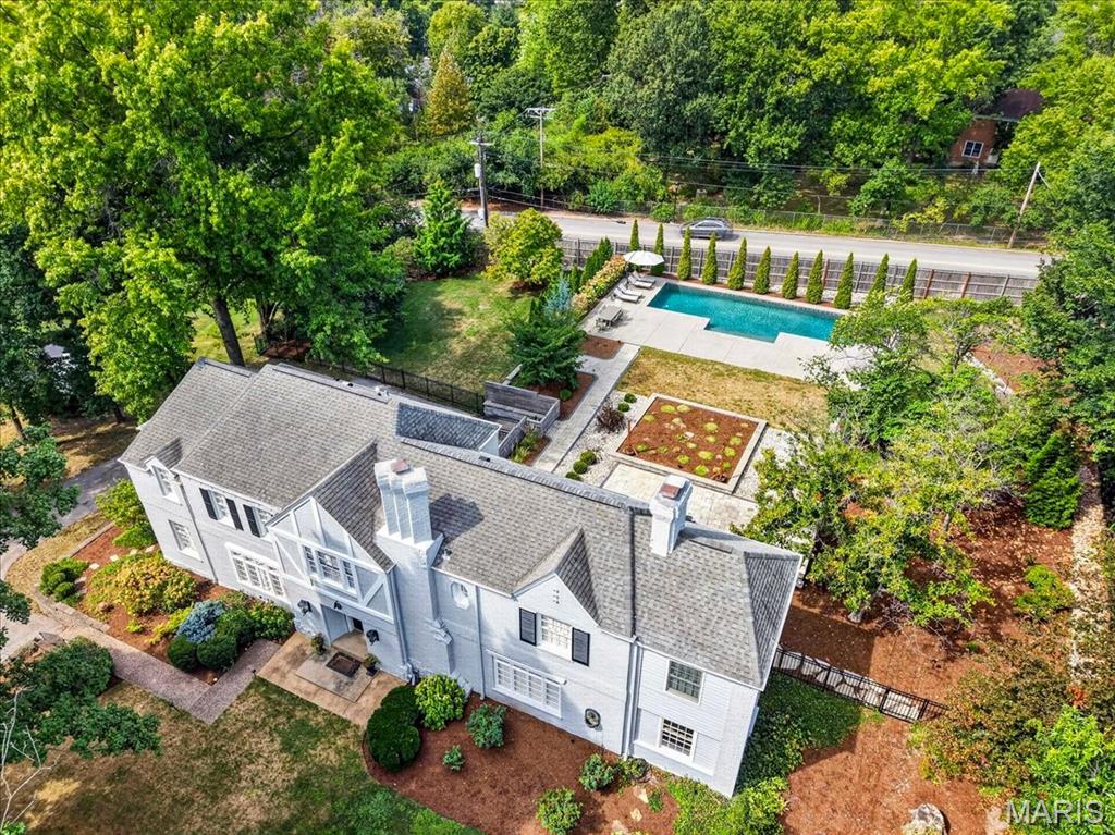 6 Berkshire Drive Property Photo 3