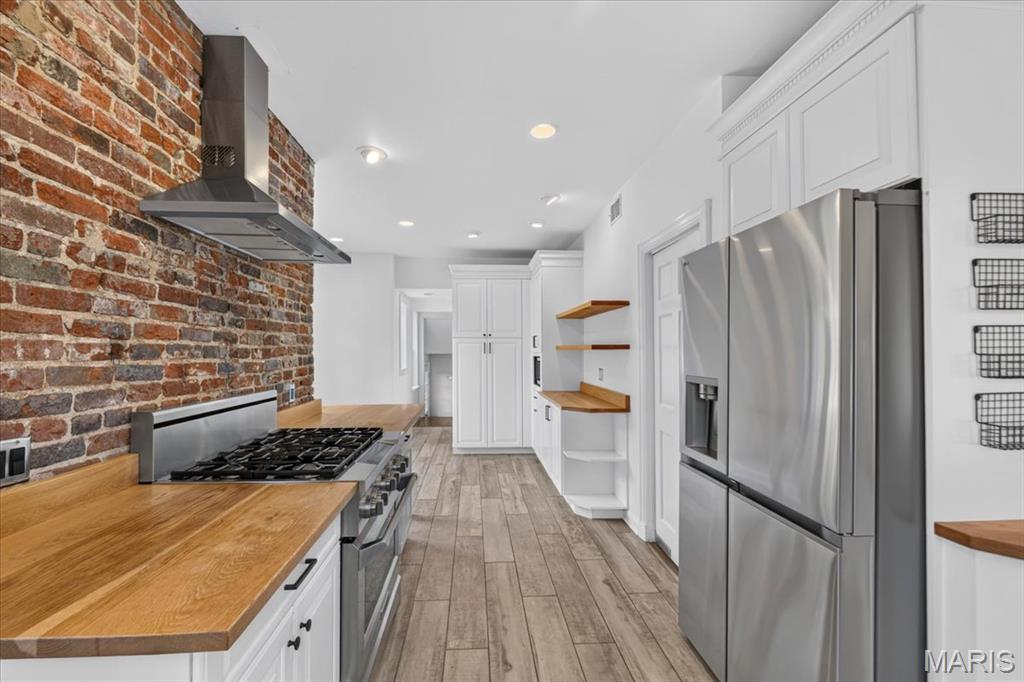 6 Berkshire Drive Property Photo 22