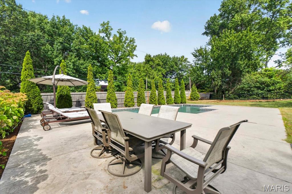 6 Berkshire Drive Property Photo 68