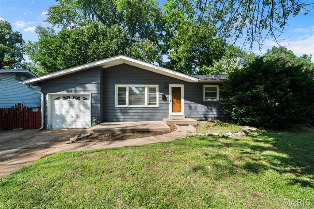 1245 Lindsay Lane Property Photo 1