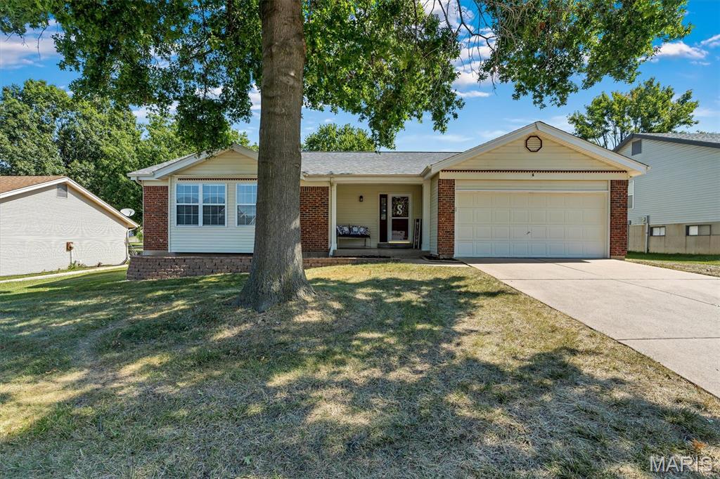 264 Brougham Drive Property Photo 1