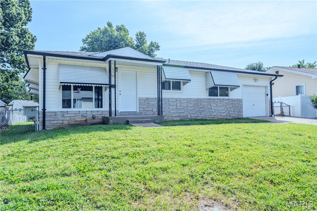 6716 Lightwood Drive Property Photo 3