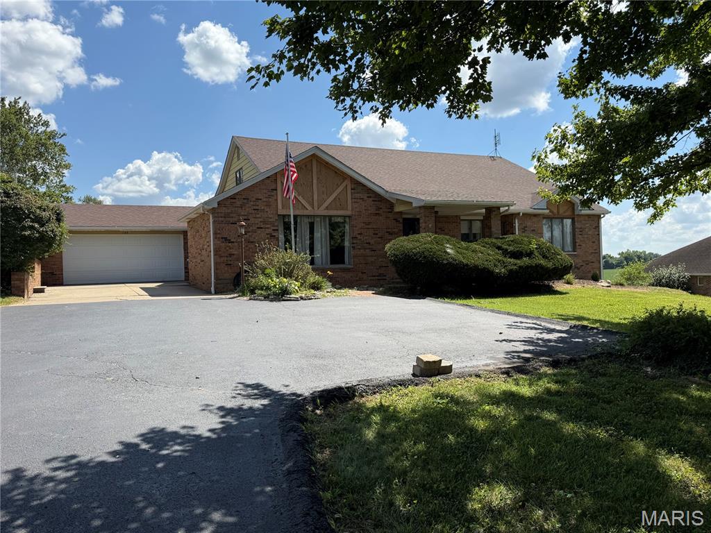 26056165 Property Photo 1