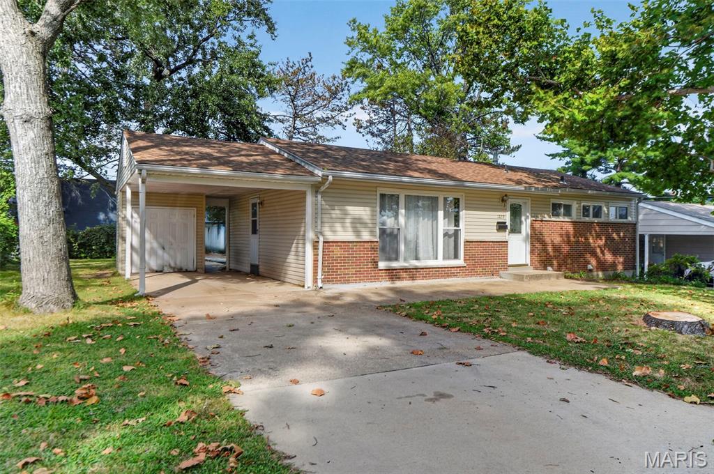1229 Olivette Drive Property Photo 1