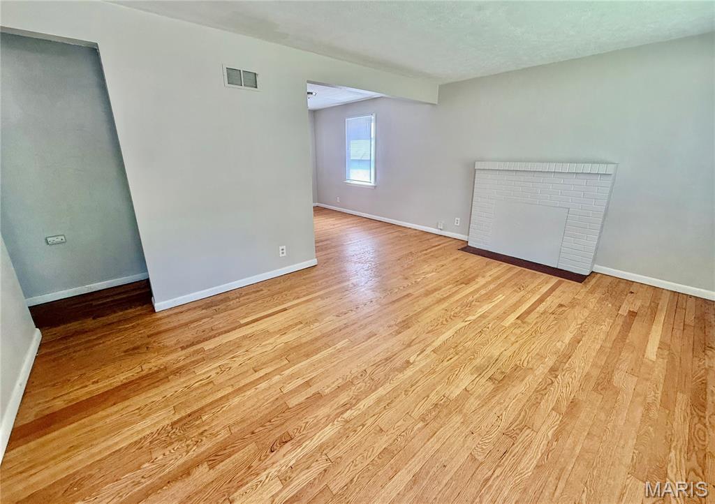 6122 Jackson Avenue Property Photo 2
