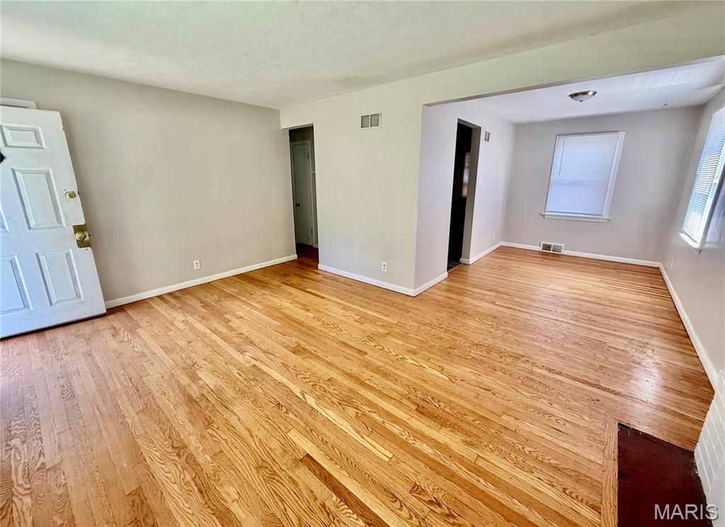 6122 Jackson Avenue Property Photo 3