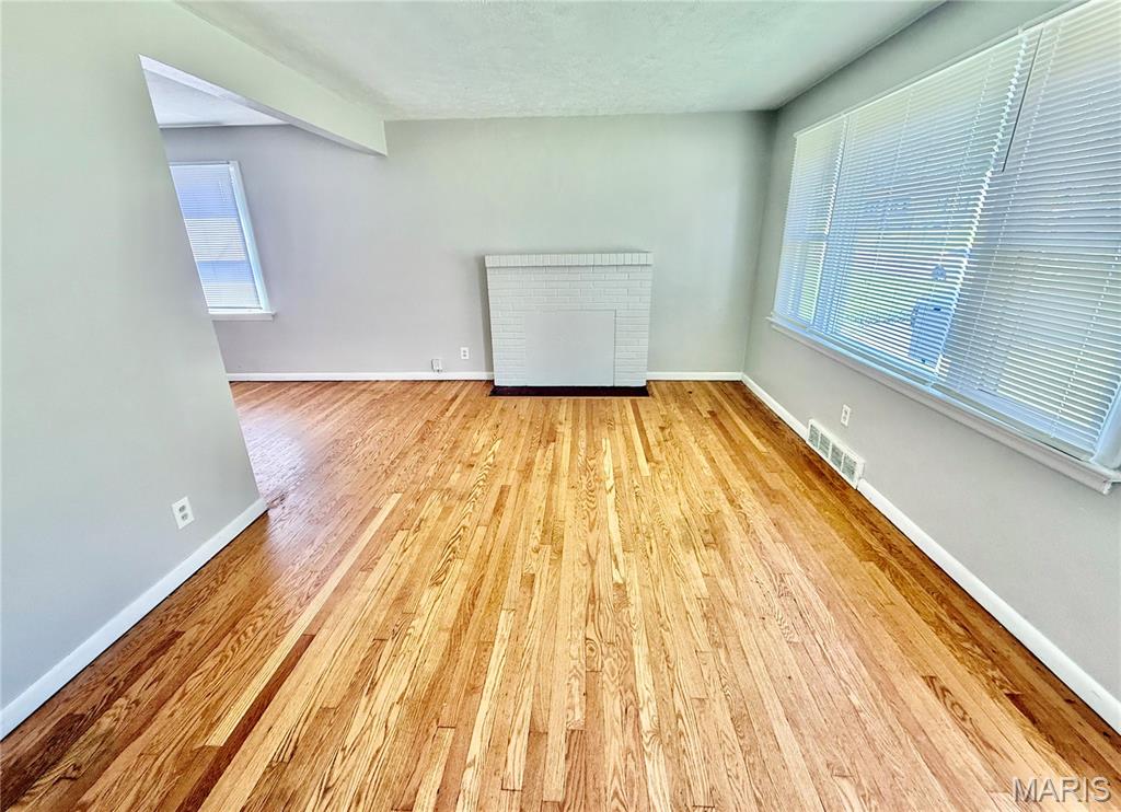 6122 Jackson Avenue Property Photo 4