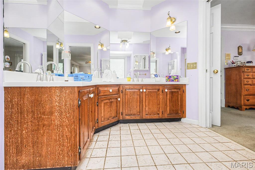 6202 Bluff Forest Drive Property Photo 19