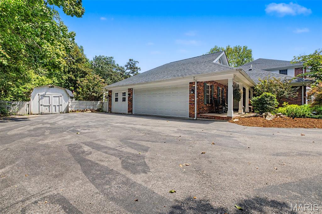 6202 Bluff Forest Drive Property Photo 68